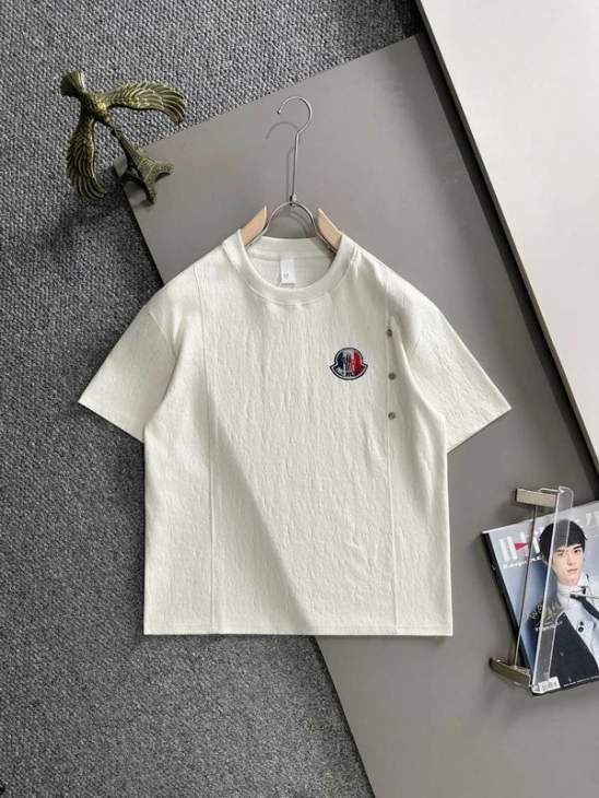 Picture of Moncler T Shirts Short _SKUMonclerM-4XLxetr325724